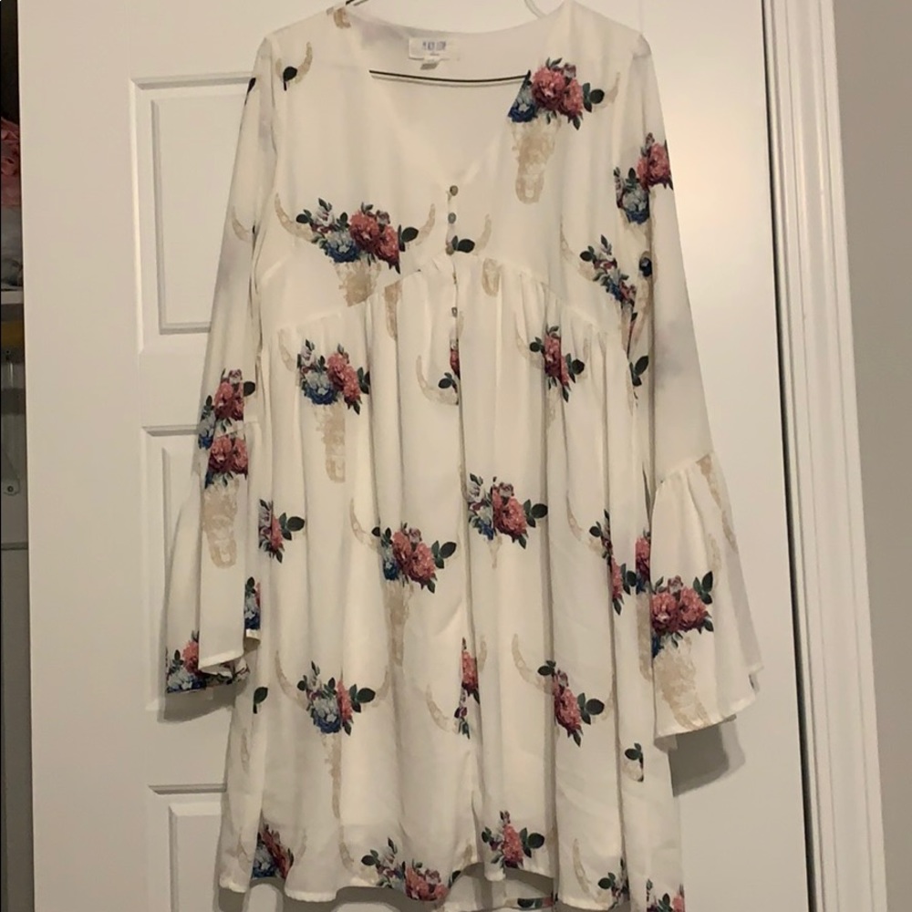 Boutique long sleeve dress